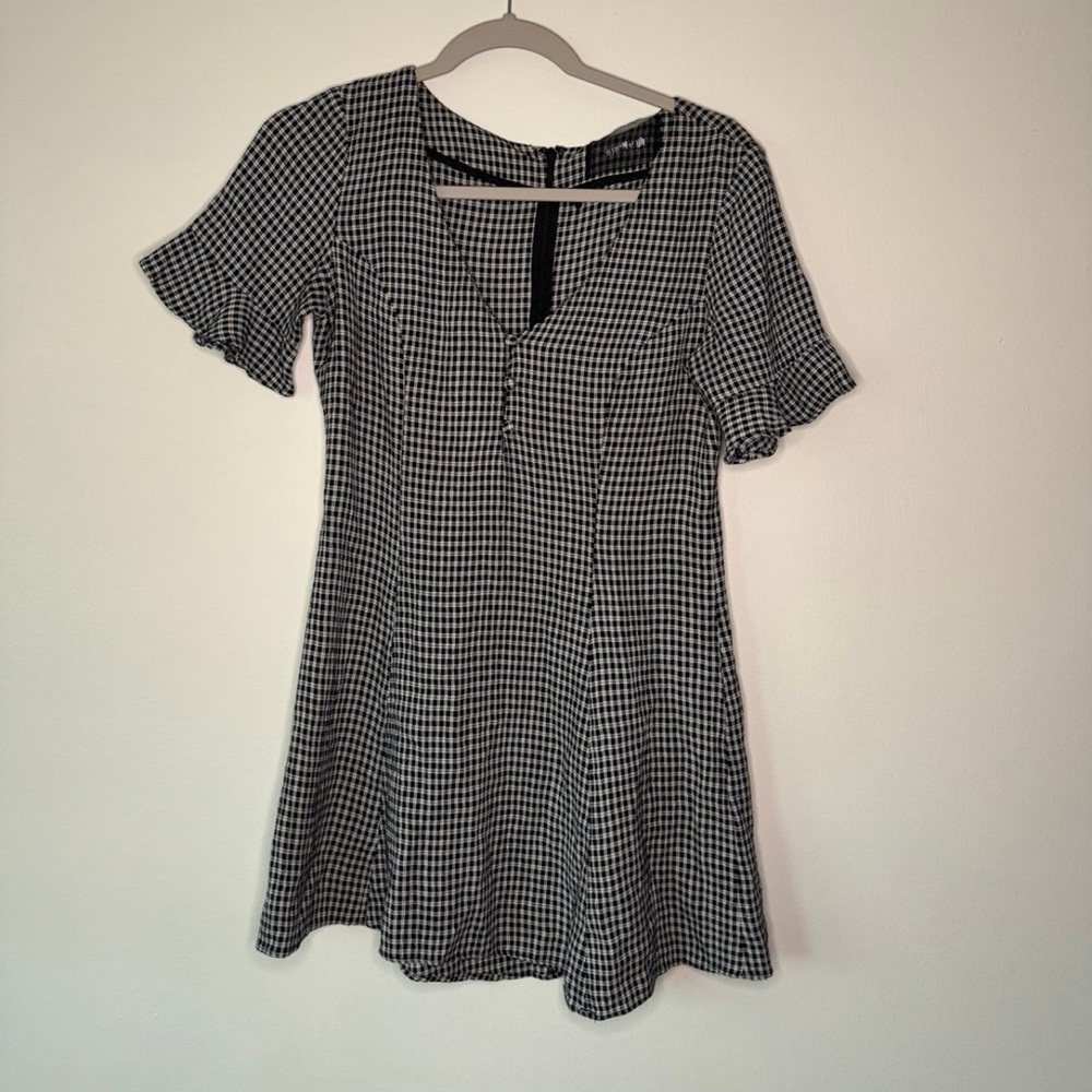 Reformation dress size 2 black and white